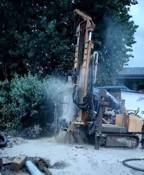 舒城钻岩石井